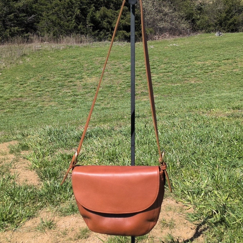 Coach Vintage Fletcher Crossbody Bag Brown Leather 90s Brass Hardware Adjustable